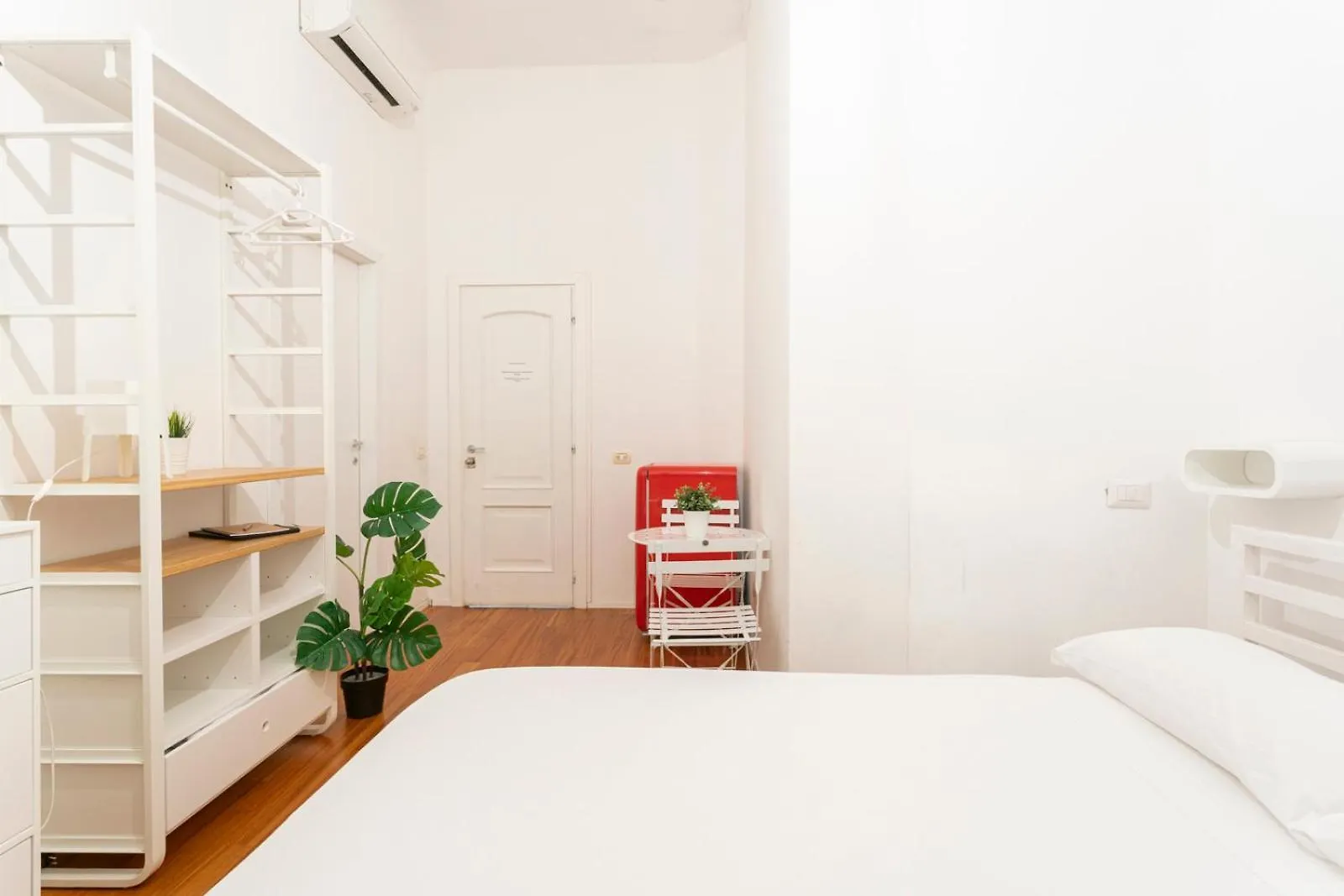 New! Lovely & Friendly In Milan Center B